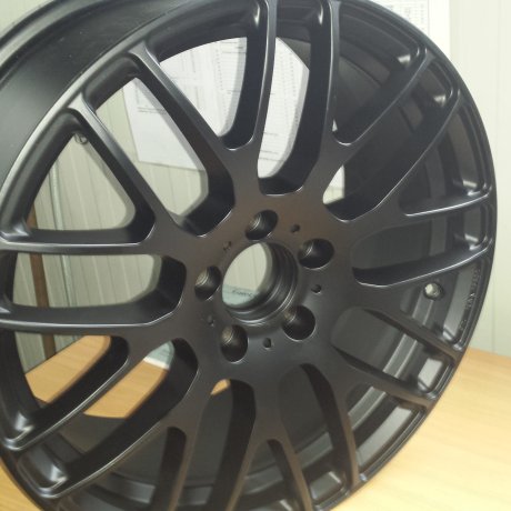 Janta rara, descentrata din butuc, deteriorata si reconditionata