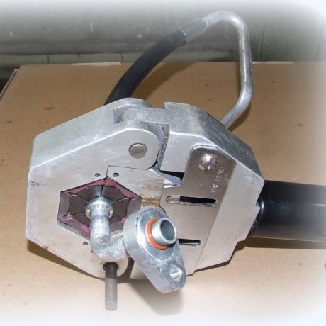 Sertizare conducte (furtune) pentru climă auto