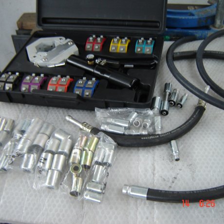 Sertizare conducte (furtune) pentru climă auto