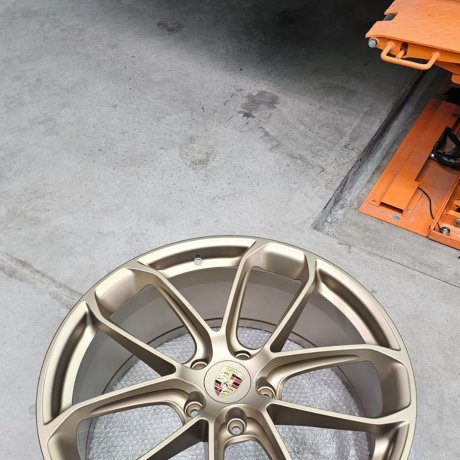 Culoare NEODYME de la Porsche